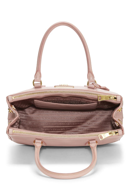 Prada, petit sac fourre-tout exécutif en saffiano rose d'occasion, rose