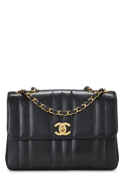 Chanel, sac à main vertical noir à rabat moyen, modèle Caviar, modèle Small, noir