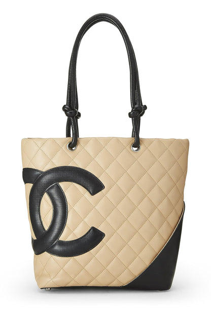 Chanel, sac cabas Cambon en cuir de veau matelassé beige d'occasion, petit modèle, beige