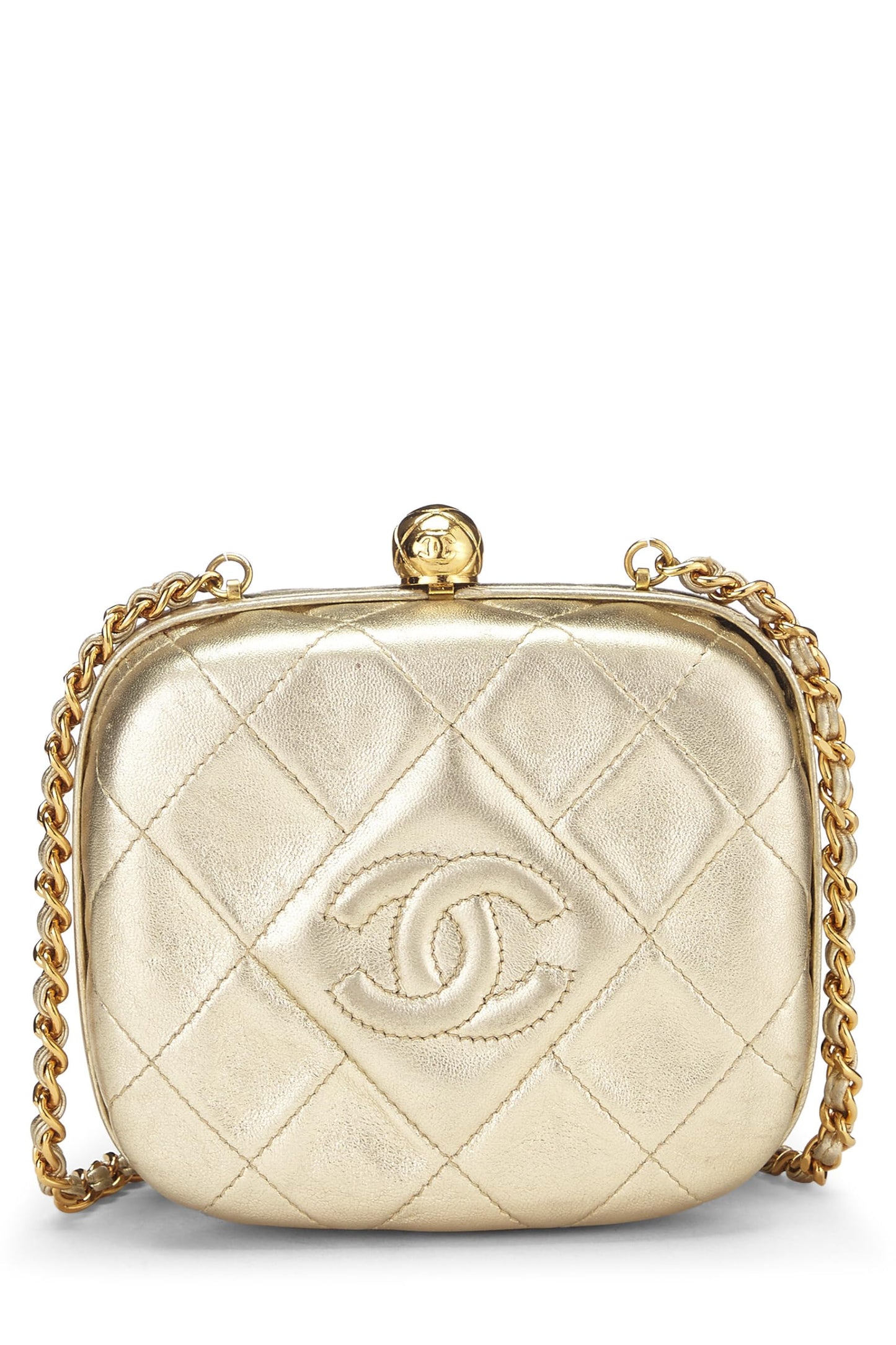 Chanel, Bolso bandolera acolchado de piel de cordero con cierre tipo beso en dorado metalizado Pre-Loved, Dorado