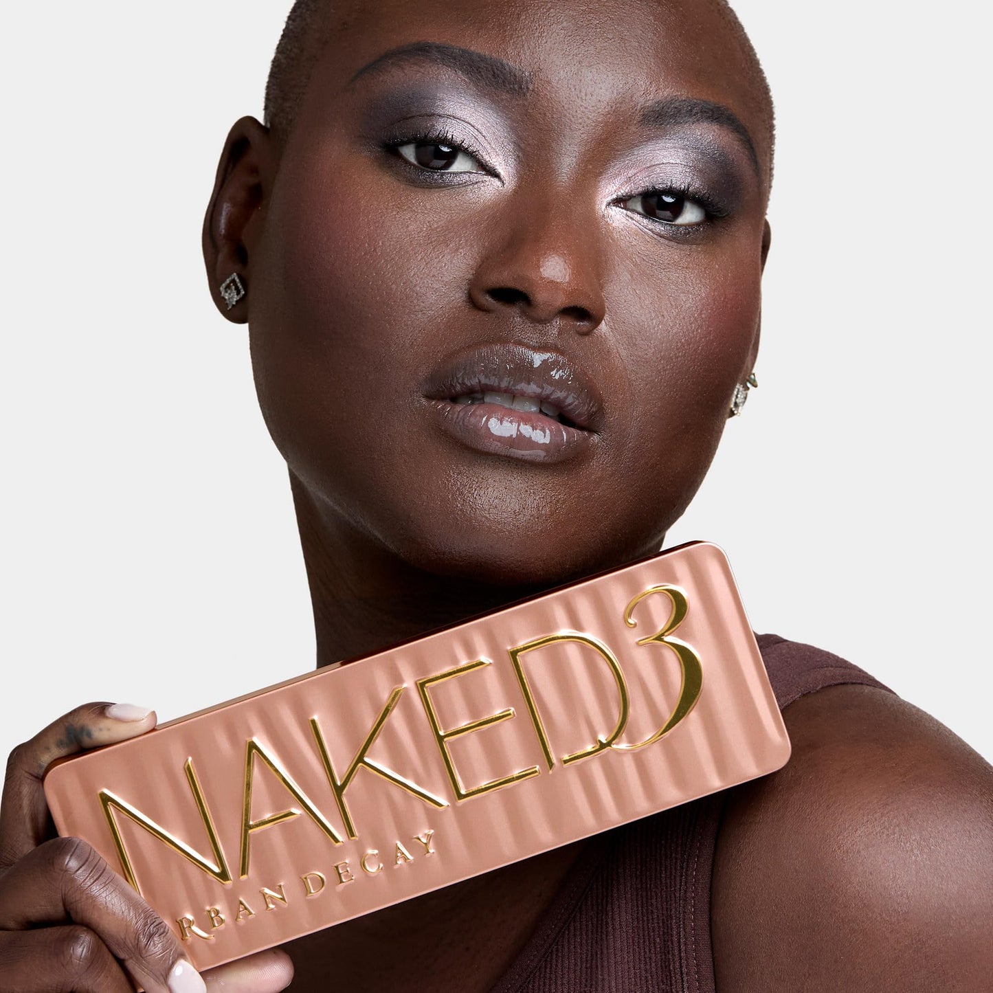 URBAN DECAY Naked 3, paleta de sombras de ojos neutras rosa suave, mate, perlado, metálico, acabado brillante, 12 sombras de ojos marrón malva y nude, maquillaje de ojos ahumado natural suave y glamuroso, vegano, libre de crueldad