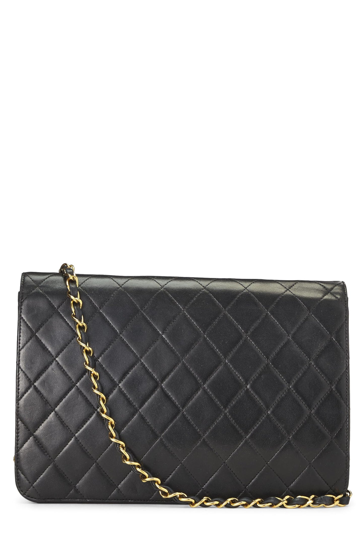 Chanel, sac à rabat matelassé en cuir d'agneau noir de taille moyenne, d'occasion, noir