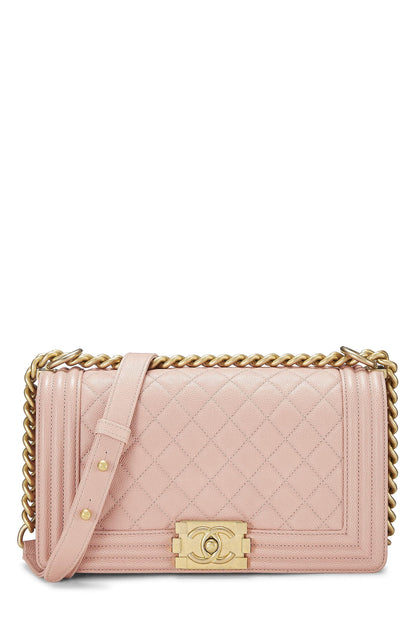 Chanel, sac Boy Caviar matelassé rose d'occasion de taille moyenne, rose