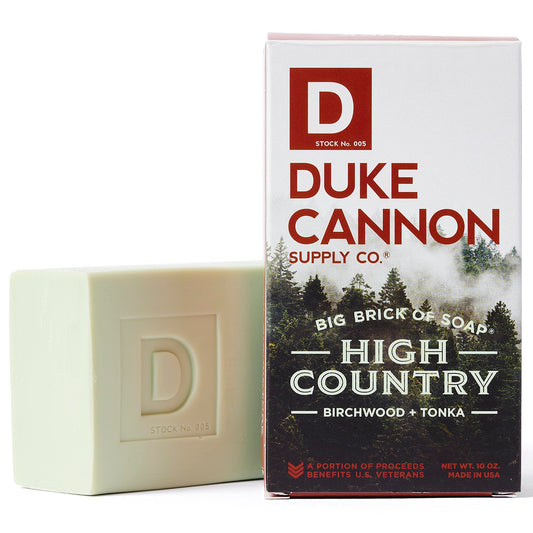 Duke Cannon Supply Co. Big Brick of Soap High Country - Jabón en barra extragrande para hombres con aromas masculinos, jabón corporal, todo tipo de piel, 10 oz