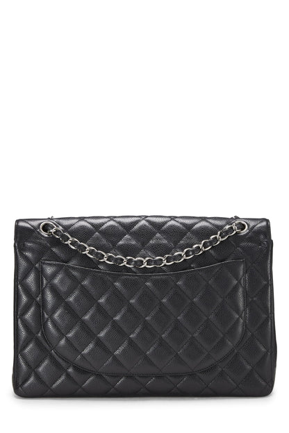 Chanel, Maxi à double rabat matelassé noir New Classic Caviar d'occasion, noir