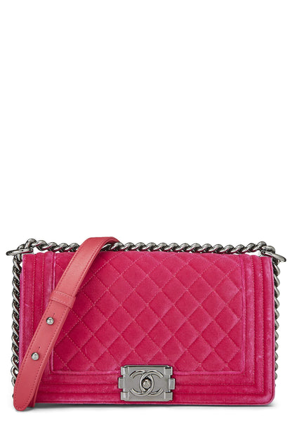 Chanel, sac Boy Medium en velours matelassé rose d'occasion, rose