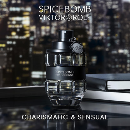 Viktor&Rolf - Spicebomb Eau de Toilette - Woody & Spicy - Cologne for Men - With Notes of Citrus & Tobacco