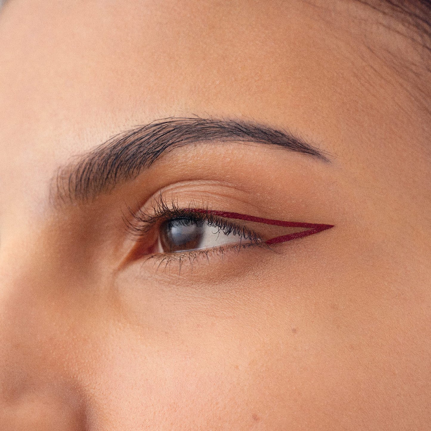 La Perla, Liquid Eyeliner, Deep Red