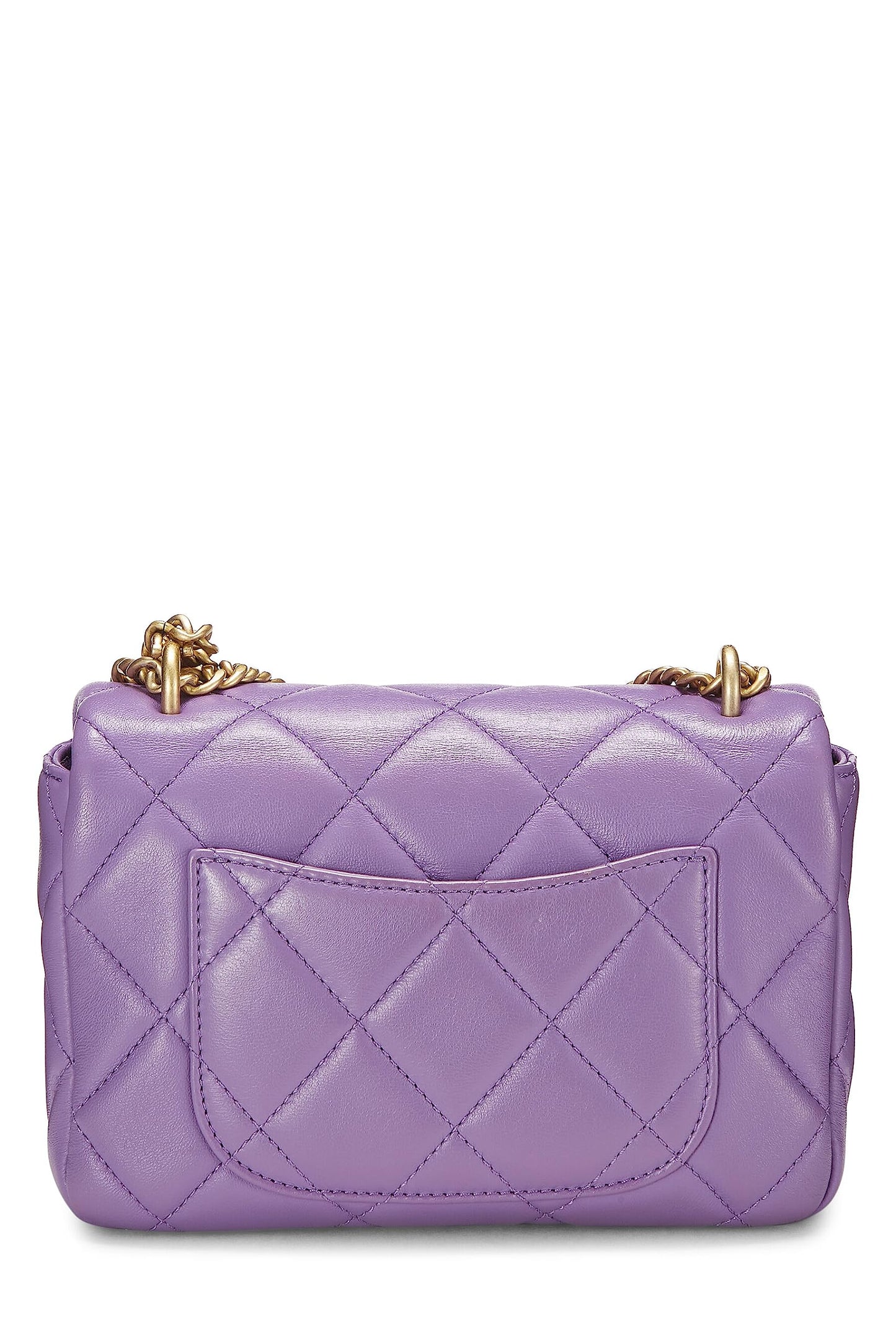 Chanel, Mini sac à rabat carré CC en cuir d'agneau violet d'occasion, violet