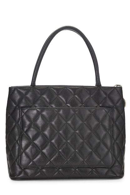 Chanel, sac fourre-tout matelassé noir à médaillon en caviar d'occasion, noir