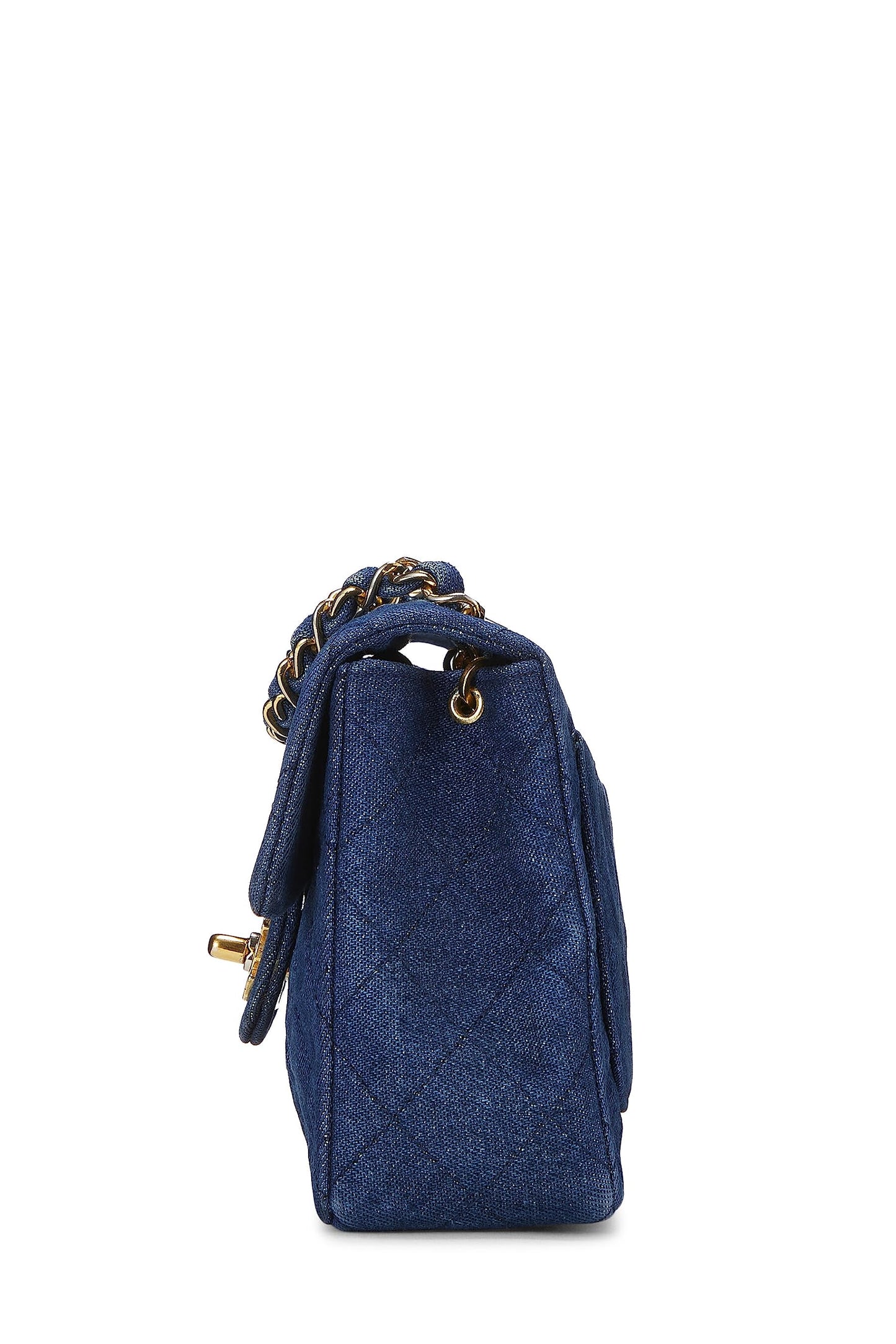 Chanel, Mini sac à rabat en denim bleu d'occasion, bleu