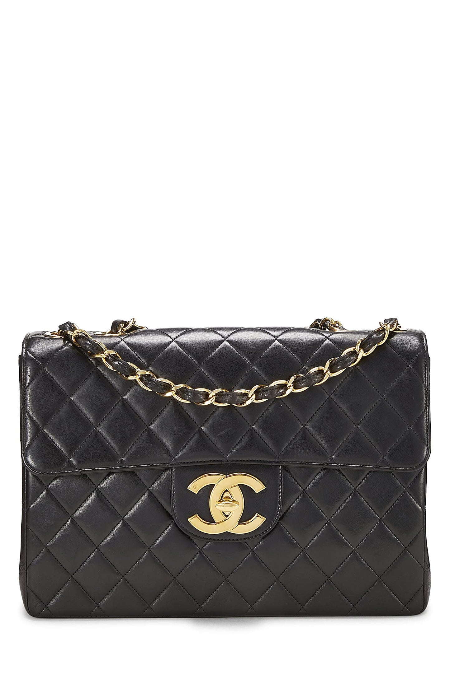 Chanel, Jumbo demi-rabat en cuir d'agneau matelassé noir d'occasion, noir