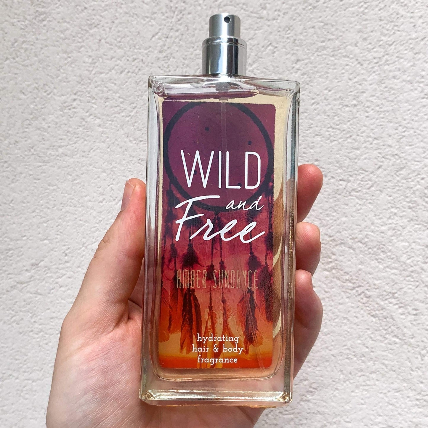 Parfum hydratant pour le corps et les cheveux pour femmes Tru Western Wild and Free Amber Sundance, 100 ml (3,4 fl oz) - Notes d'agrumes, de crème de noix de coco, de gardénia, de bois de santal et d'ambre