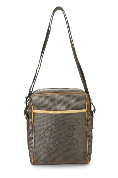 Louis Vuitton, Pré-Aimé Terre Damier Géant Citadin PM, Gris