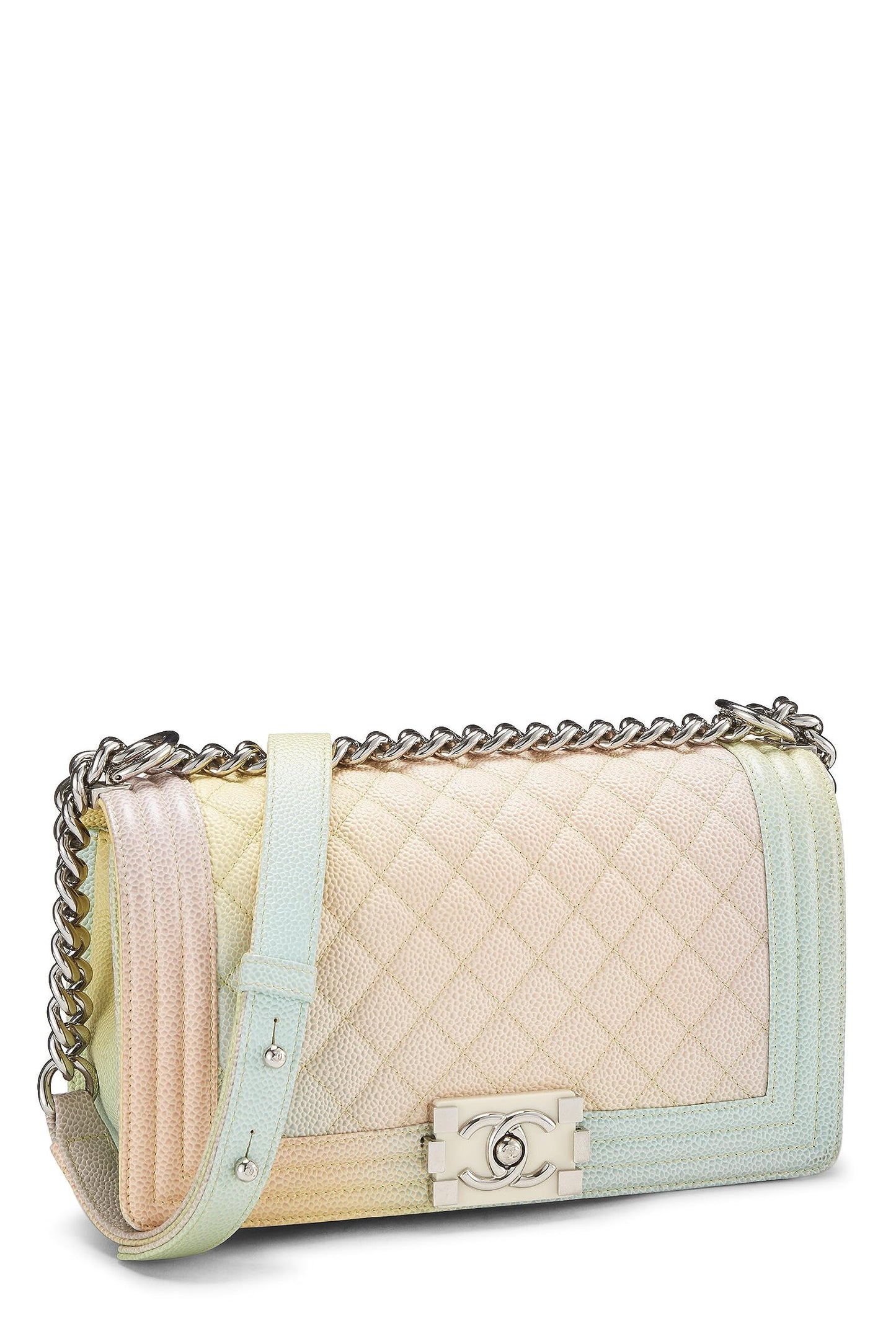 Chanel, sac à main matelassé Rainbow Caviar Boy de taille moyenne, blanc