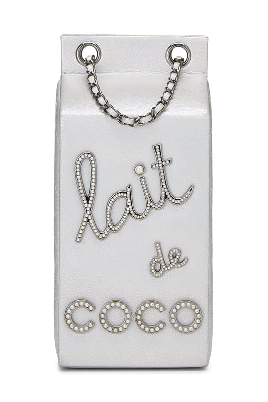 Chanel, sac en carton de lait de coco en cuir métallisé argenté d'occasion, argent