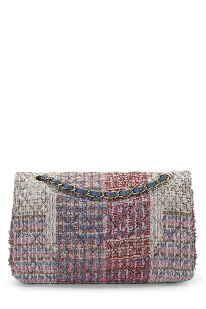 Chanel, sac à rabat classique à double rabat en tweed multicolore à panneaux de taille moyenne, multicolore