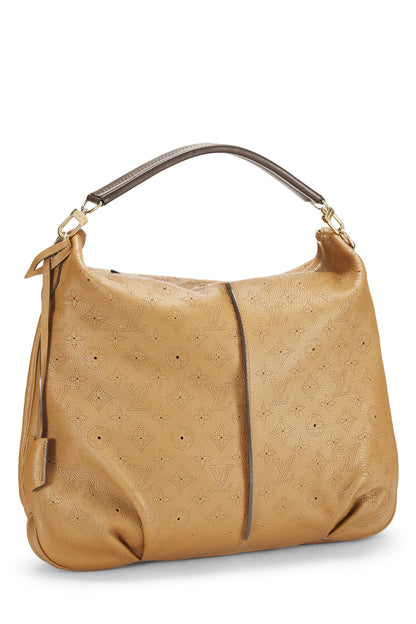 Louis Vuitton, Pre-Loved Beige Monogram Mahina Selene PM, Beige