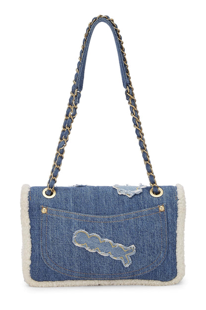 Chanel, sac à rabat hiéroglyphe Paris-Egypte en denim bleu et peau de mouton bleu d'occasion, taille moyenne, bleu