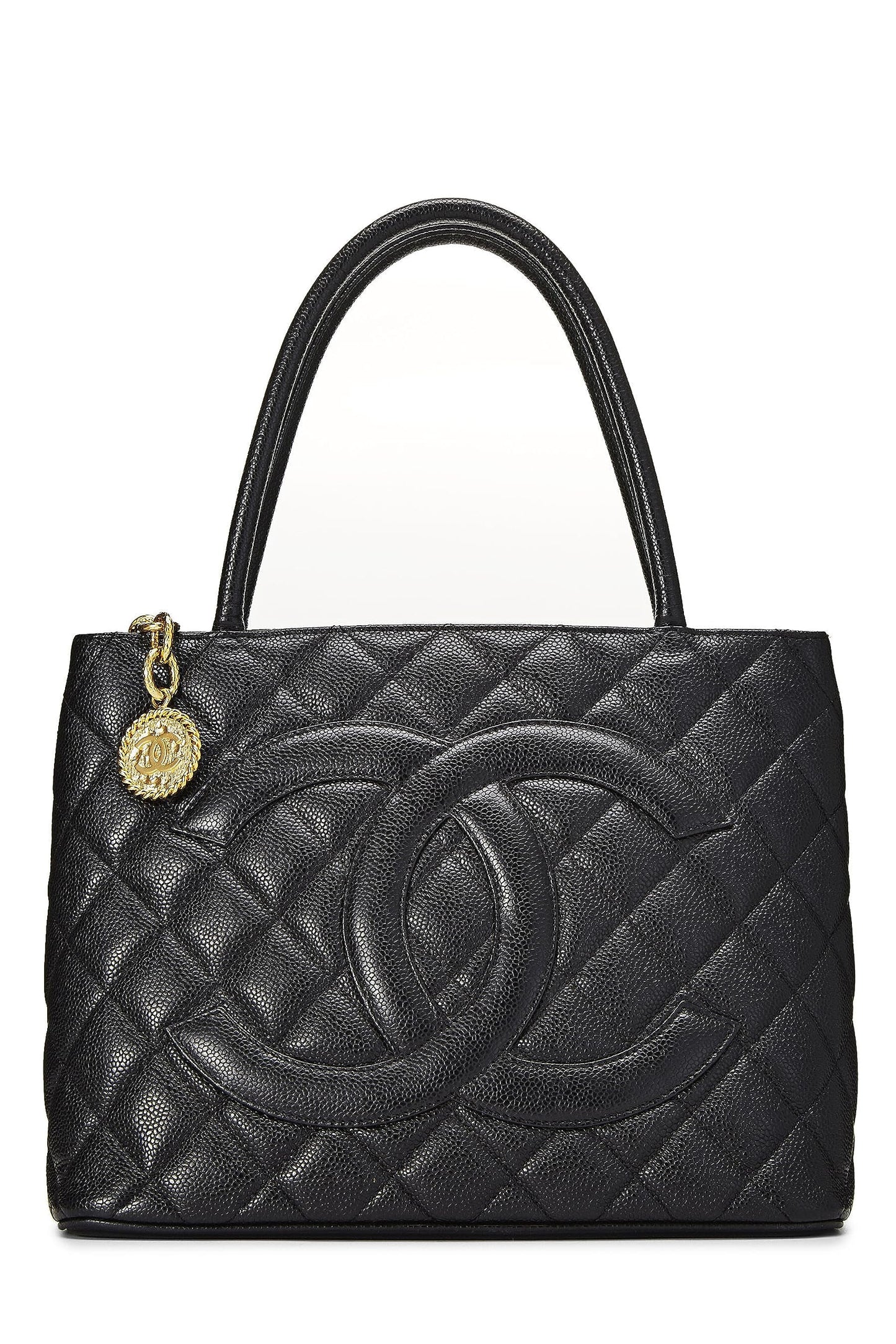 Chanel, sac fourre-tout matelassé noir à médaillon en caviar d'occasion, noir