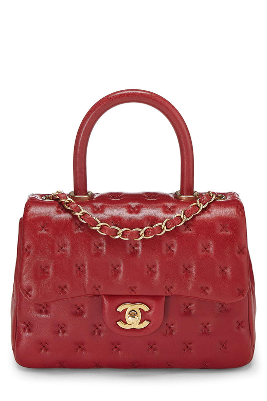 Chanel, Bolso mini con asa de coco y piel de cordero con punto de cruz rojo Pre-Loved, Rojo