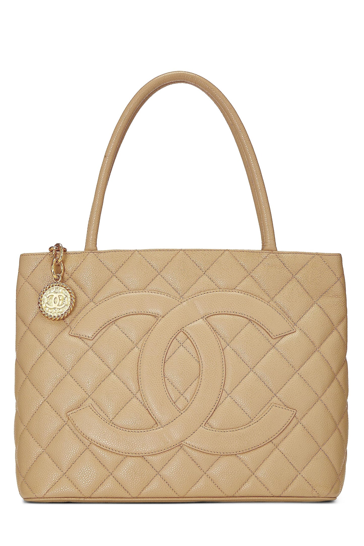 Chanel, sac fourre-tout matelassé à médaillon en caviar beige d'occasion, beige