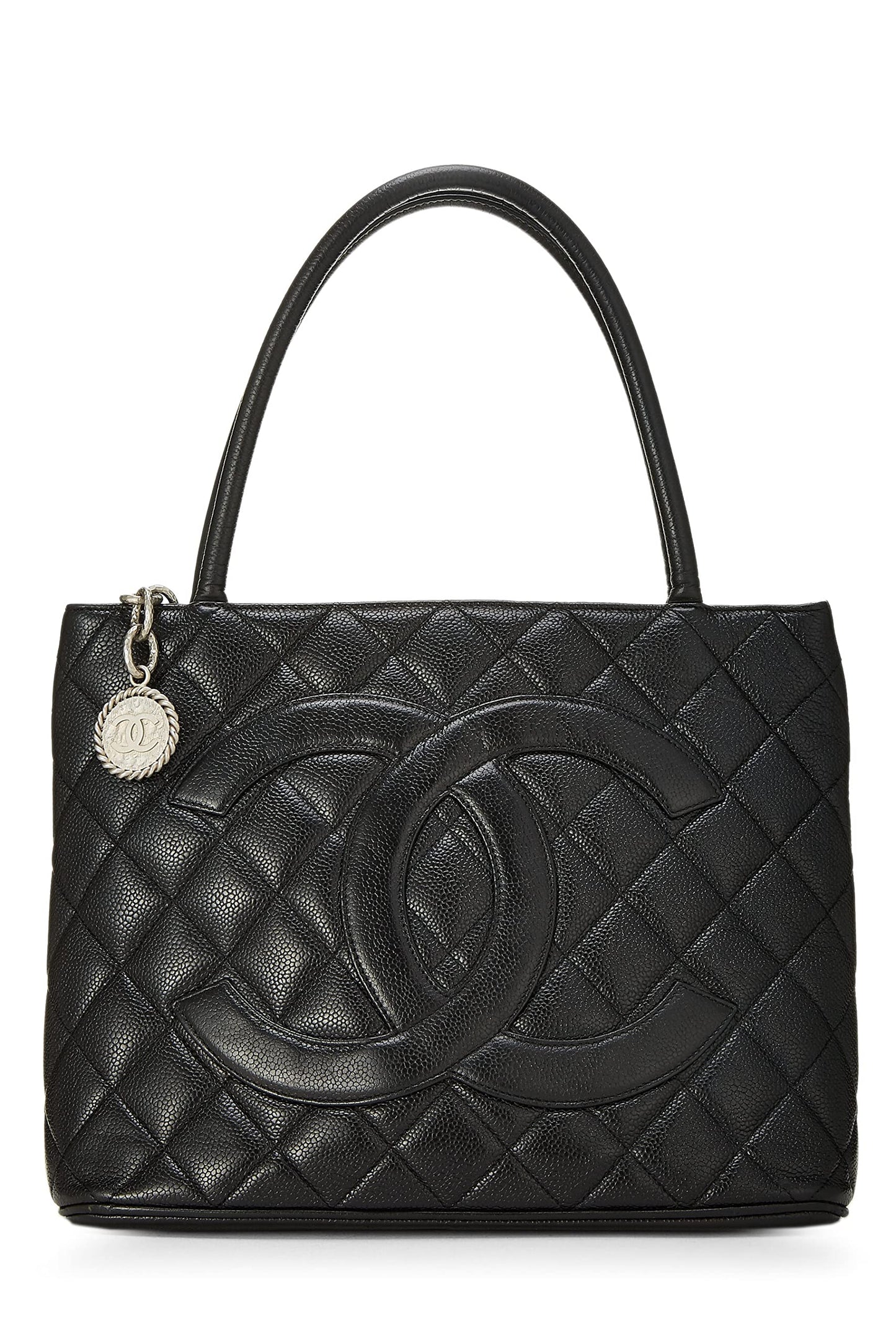 Chanel, sac fourre-tout matelassé noir à médaillon en caviar d'occasion, noir