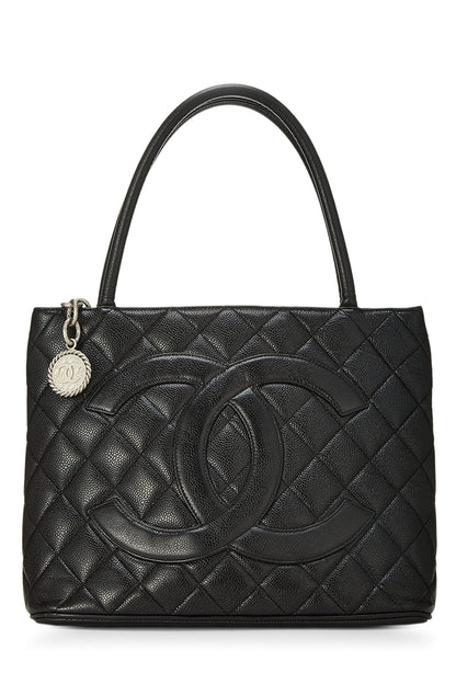 Chanel, Bolso tote con medallón de caviar acolchado negro Pre-Loved, Negro