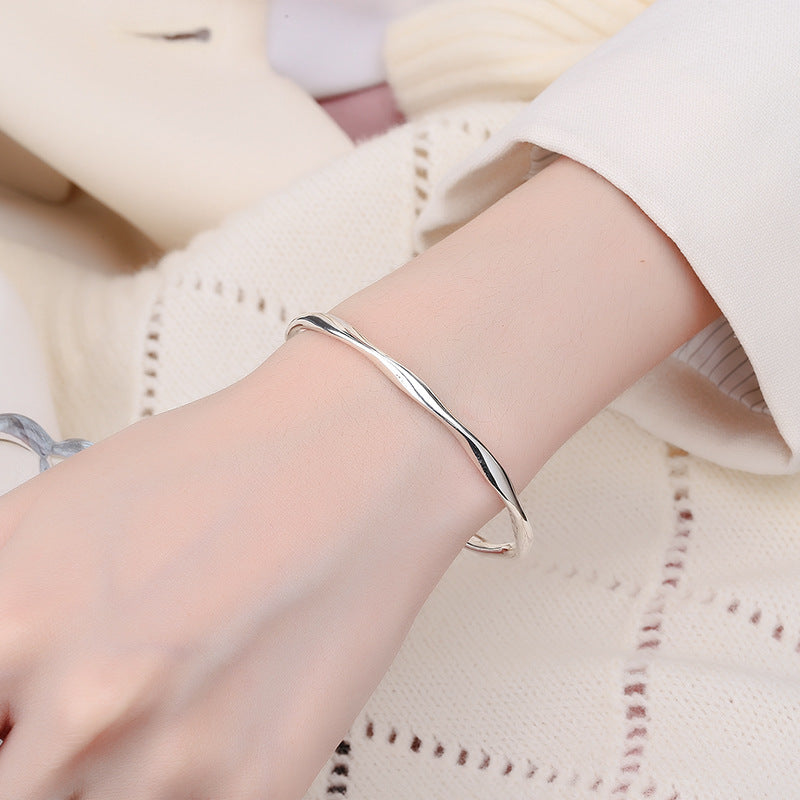 S925 Sterling Silver Mobius Smooth Bracelet Women's Simple Design