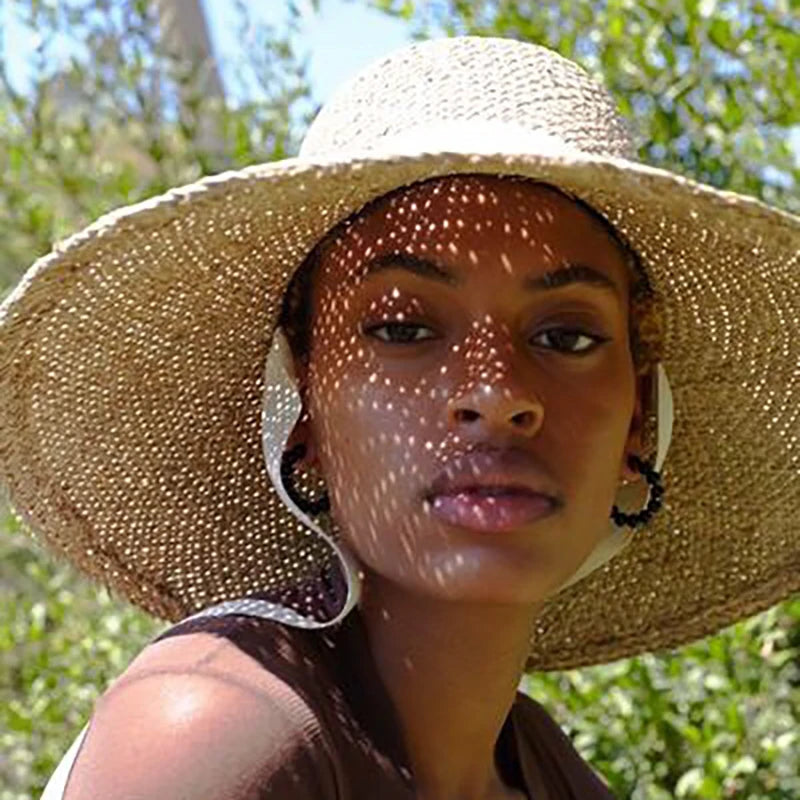 Nouveaux chapeaux de cowboy en paille à large bord plats faits à la main pour femmes, chapeau personnalisé d'été pour voyage en plein air, chapeau pare-soleil de luxe pour la plage