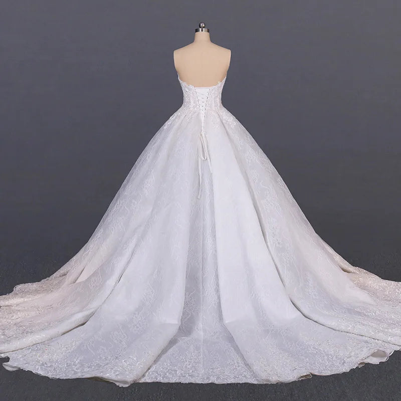 LSDZ14 Vestidos de novia blancos hermosos con temperamento delgado y espalda descubierta 2020 Apliques Vestidos de baile sin tirantes con escote en V