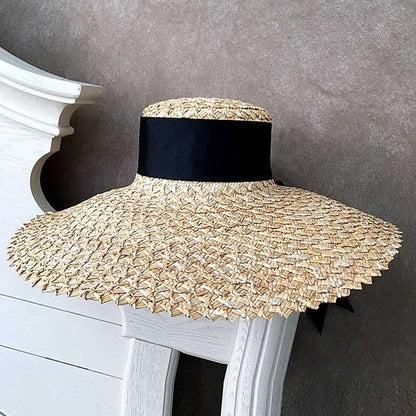 Sombrero de paja natural de ala grande de 18 cm para mujer, sombrero de verano, elegante sombrero para el sol, sombrero de playa con cinta larga, sombrero Derby para espectáculos y vocaciones