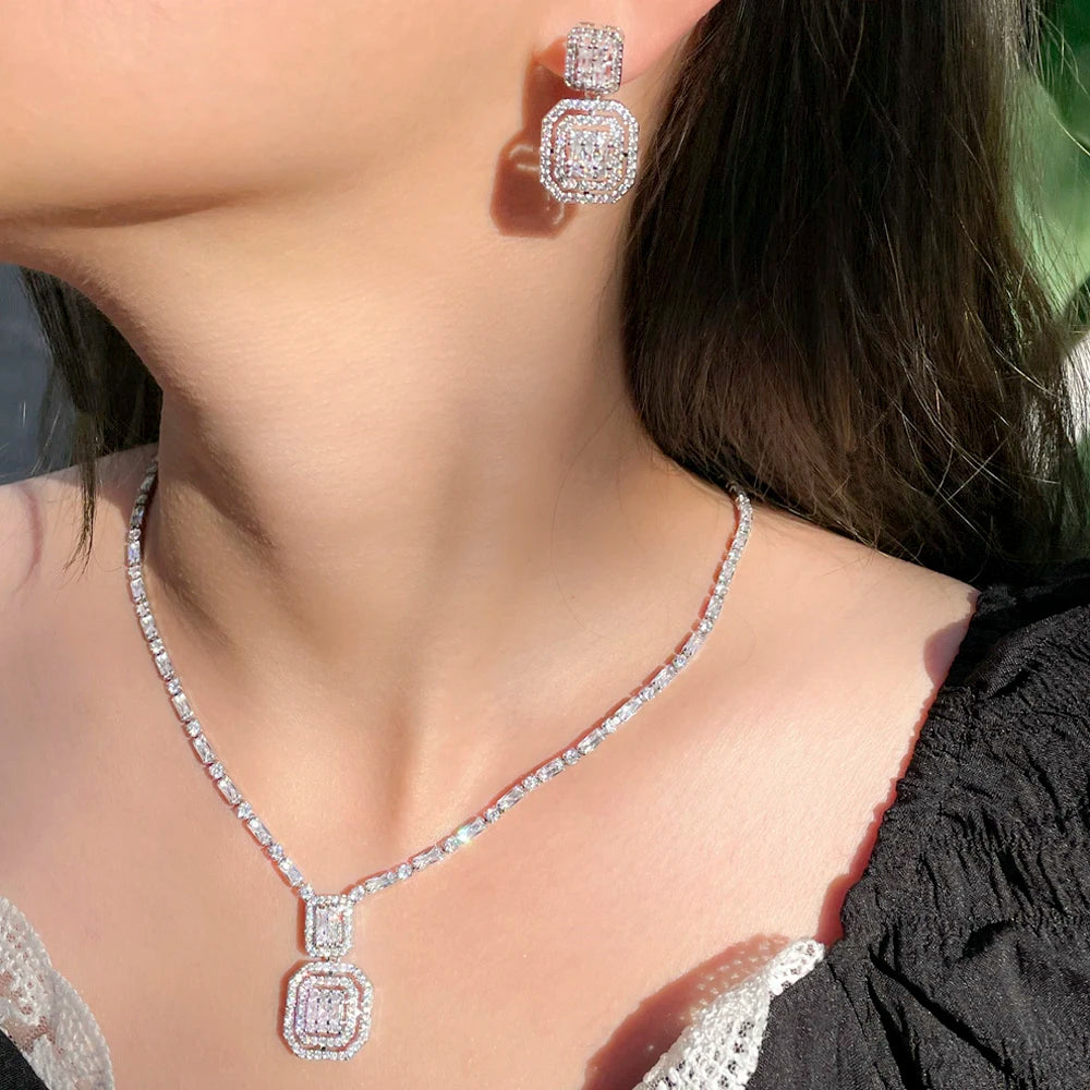 Conjunto de pendientes y collar con forma de cuadrado geométrico de ThreeGraces, conjunto de joyas de moda con cristales de circonita cúbica brillante para mujer, nuevo regalo de fiesta TZ651