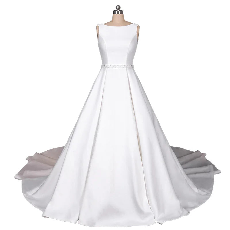 LSDZ16 Robe de mariée blanche simple et attrayante à col rond avec ceintures en perles sans manches 2020 A-Line Lacets dans le dos