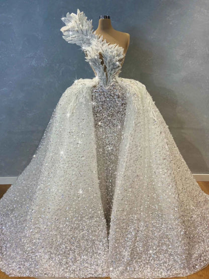 Luxury Floor-length Wedding Dresses Beaded Crystals Ball Gown Dress For Bride Graceful Strapless Bride Gown Robe De Mariée