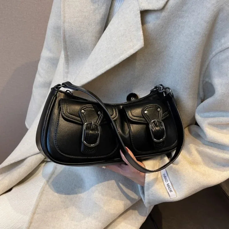 Sac à bandoulière en cuir tendance pour femmes 2023 Tendance féminine Simple Petite poche Design Sacs à main et sacs à main sous les aisselles