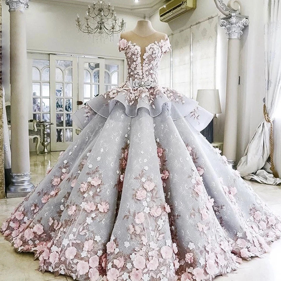 Robes de mariée exquises avec appliques de fleurs 3D 2023 en tulle à volants, robe de bal de princesse, robes de mariée, traine de cour, robe de mariée