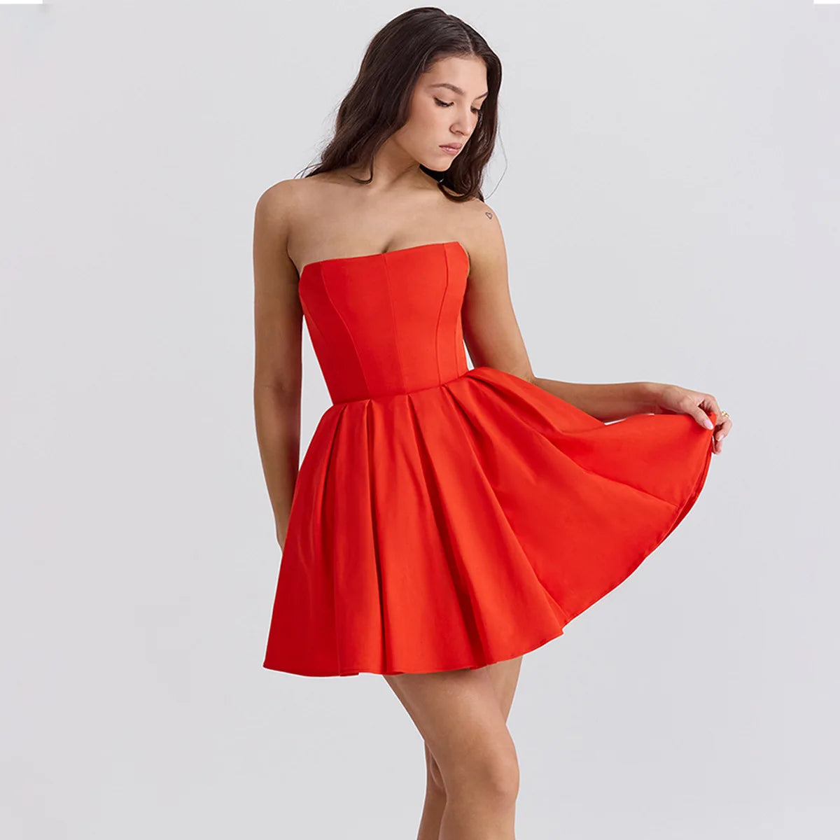 Oligai rojo sin tirantes ceñido al cuerpo vestidos de fiesta 2024 nuevo mini vestido de corsé sexy elegante vestido de fiesta informal acampanado