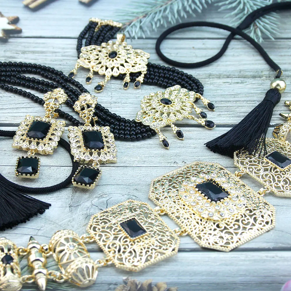 Ensembles de bijoux de style mode marocain Neovisson élégants faits à la main Kaftan Ceinture Corde Glands Perles Collier Boucle d'oreille en cristal Broche