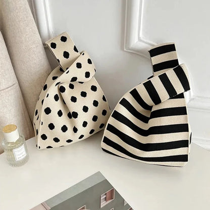 Bolsos de mano de punto hechos a mano para mujer, minibolso de muñeca con nudo, bolso de mano informal coreano, bolsos de compras reutilizables