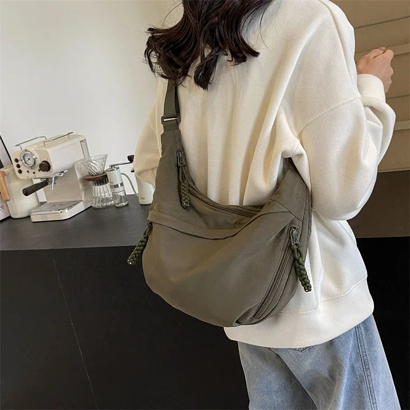 Nylon Shoulder Bag 2024 New Summer High-capacity Women's Crossbody Dumpling Bag Versatile and Niche Design Messenger Bag