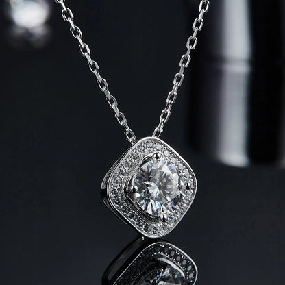 Bijoux pour femmes en diamant de laboratoire de couleur D 1CT avec certificat Collier en diamant de haute qualité Boucles d'oreilles à tige Cadeau d'anniversaire