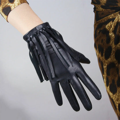 Gants à pompon noirs pour femmes DooWay TECH en cuir véritable avec poignet à longues franges en peau d'agneau véritable et peau de mouton pour sports de plein air et cosplay