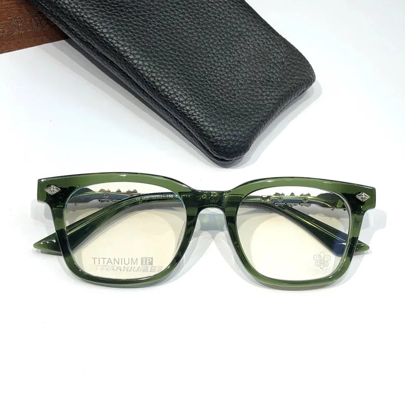 The new CH8214 meticulously designed retro artistic style trendy single item glasses