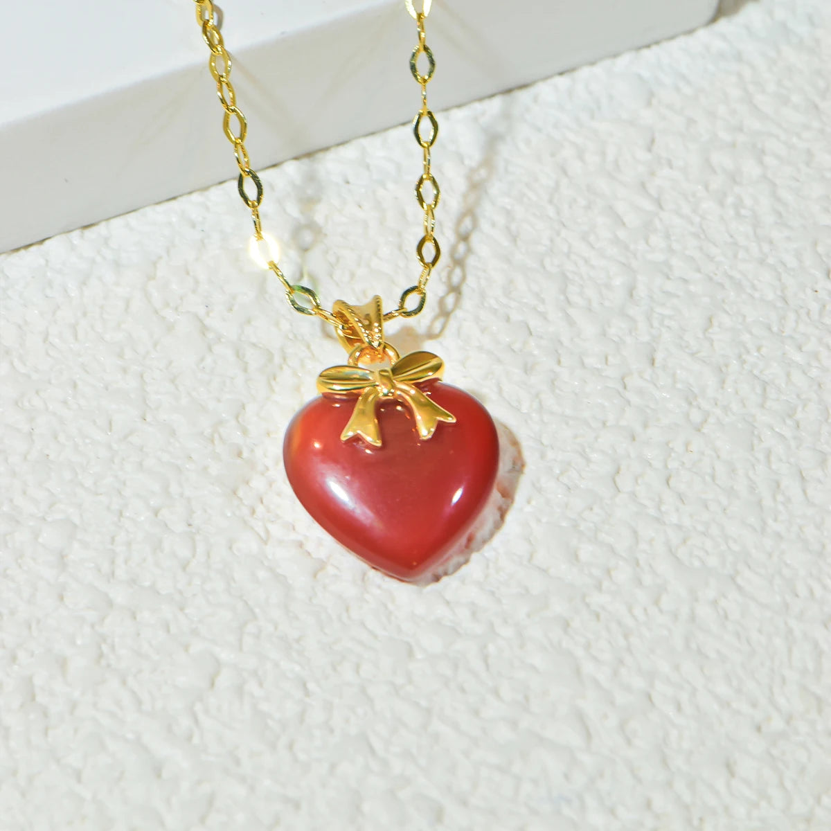 Real 18K Gold Strawberry Necklace For Women With Certificate Luxury High Quality Jewelry Trend 2024 K Gold Pendant With Chain