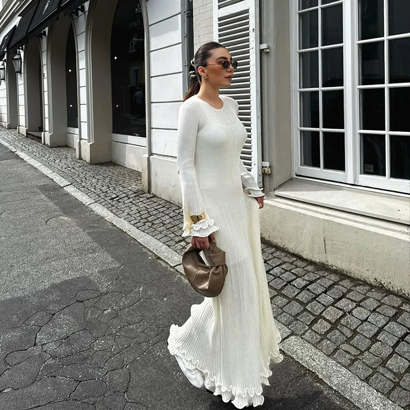 Elegant White Maxi Dress Women Autumn Wimter Flare Sleeve Ruffles Knitted Dresses Vintage High Street Trumpet Party Robes