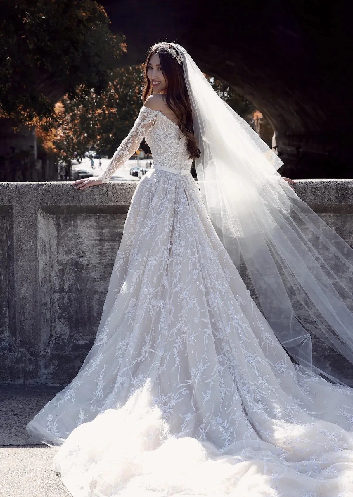 Robe De mariée à manches longues en dentelle De luxe épaules dénudées robes Femininos Elegantes Para Casamento Noiva robes De Novia robes