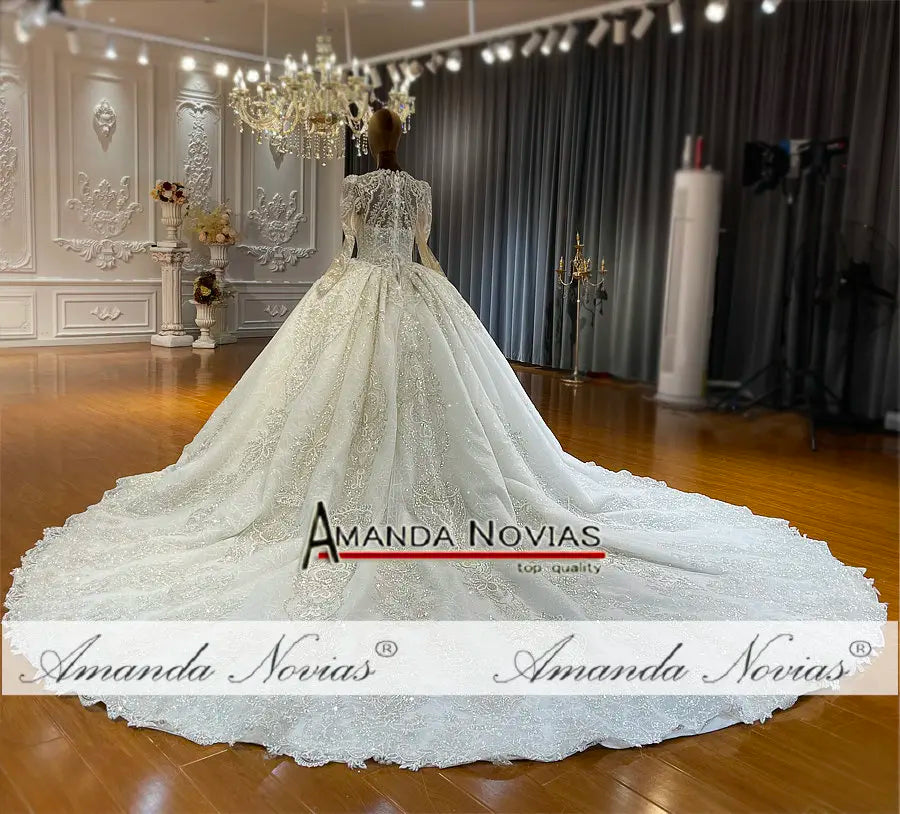 Vestido de novia de lujo hecho a mano de Amanda Novias NS4728