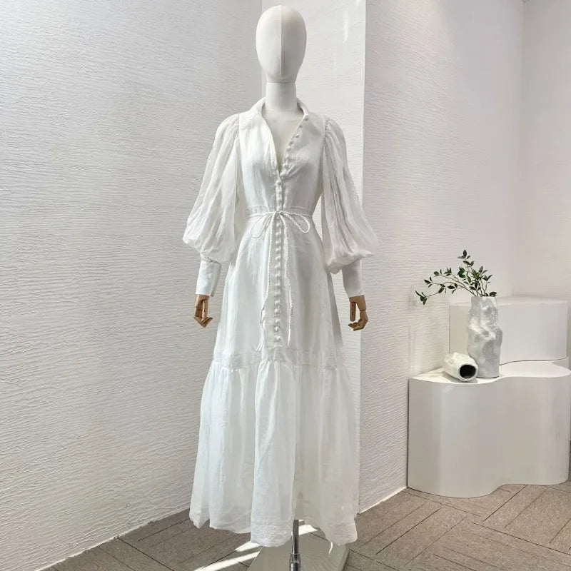 Robe chemise longue creuse à fleurs à crochet blanc de qualité supérieure pour femmes, printemps, été, manches lanternes élégantes, boutons à lacets