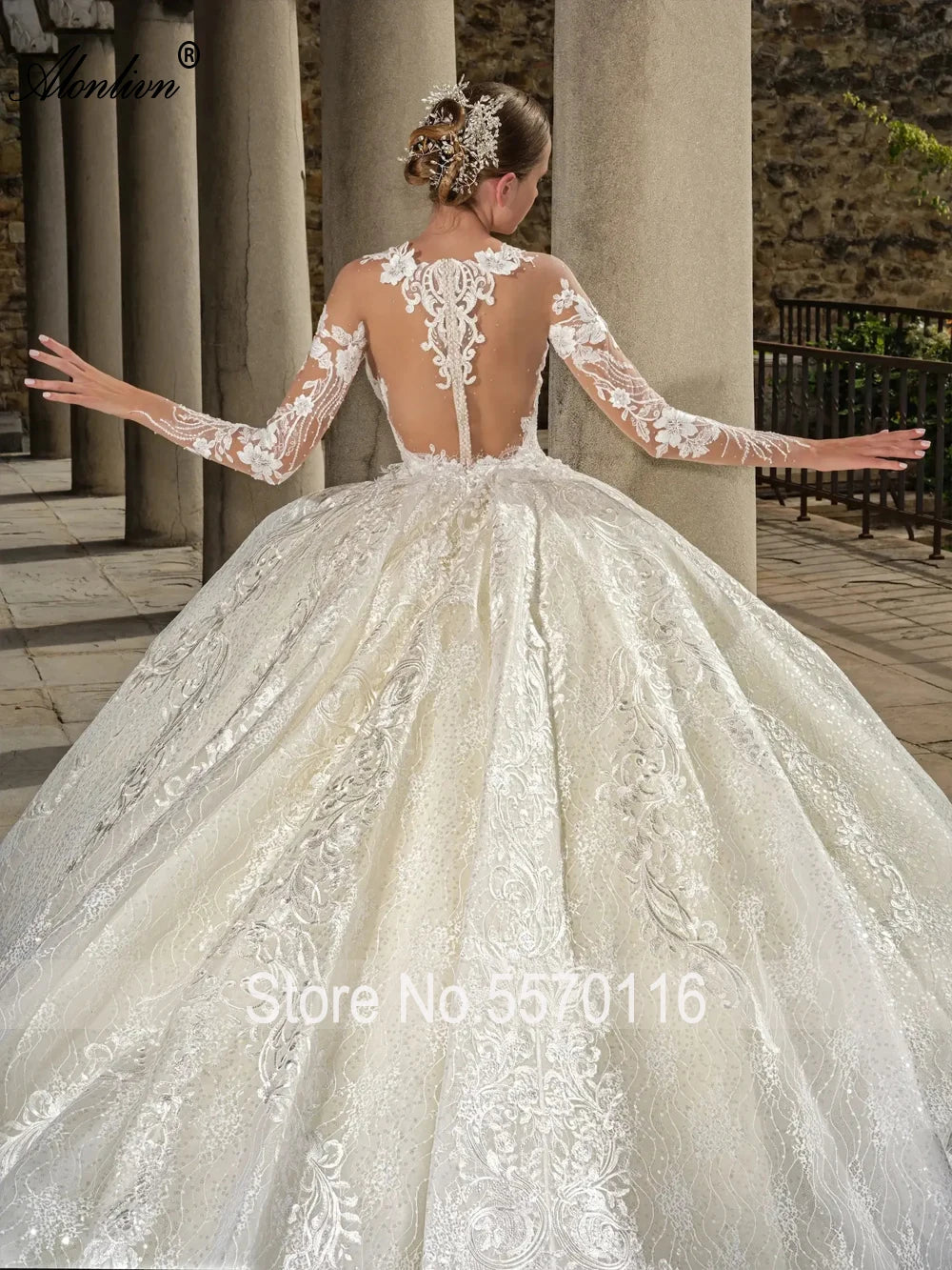 Robe de mariée vintage très bouffante Alonlivn avec appliques de broderie en dentelle, col rond, manches longues